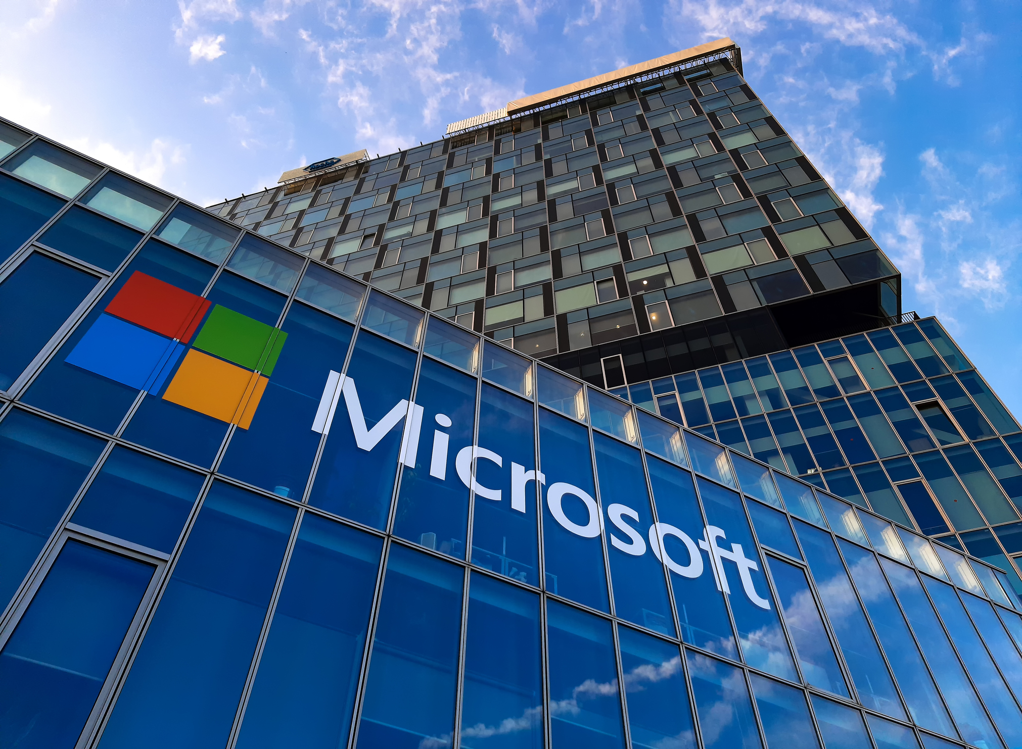 Microsoft PHK 6.000 Karyawan, Terbesar Sejak 2023